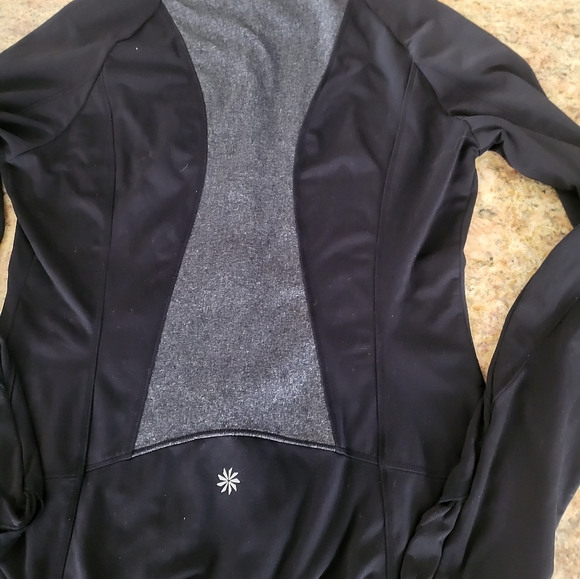 Sweater - Picture 2 of 6